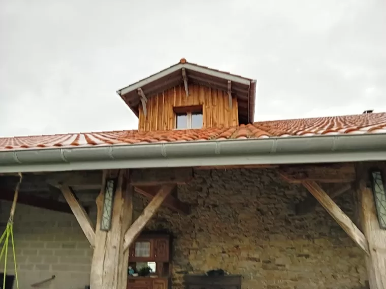 Réalisation d'une lucarne à Hossegor, Capbreton, SARL NICOLAS DIRIS